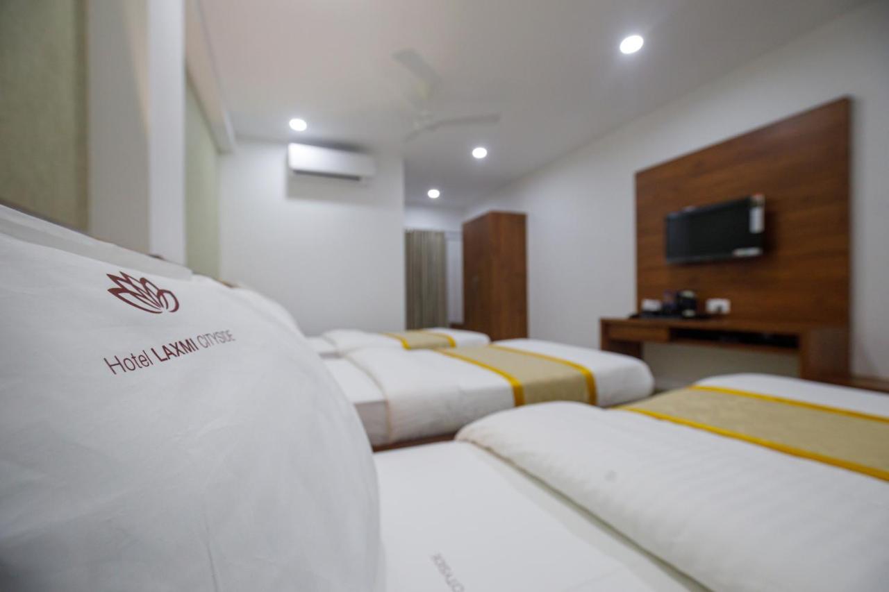 מנגלור Hotel Laxmi Cityside מראה חיצוני תמונה